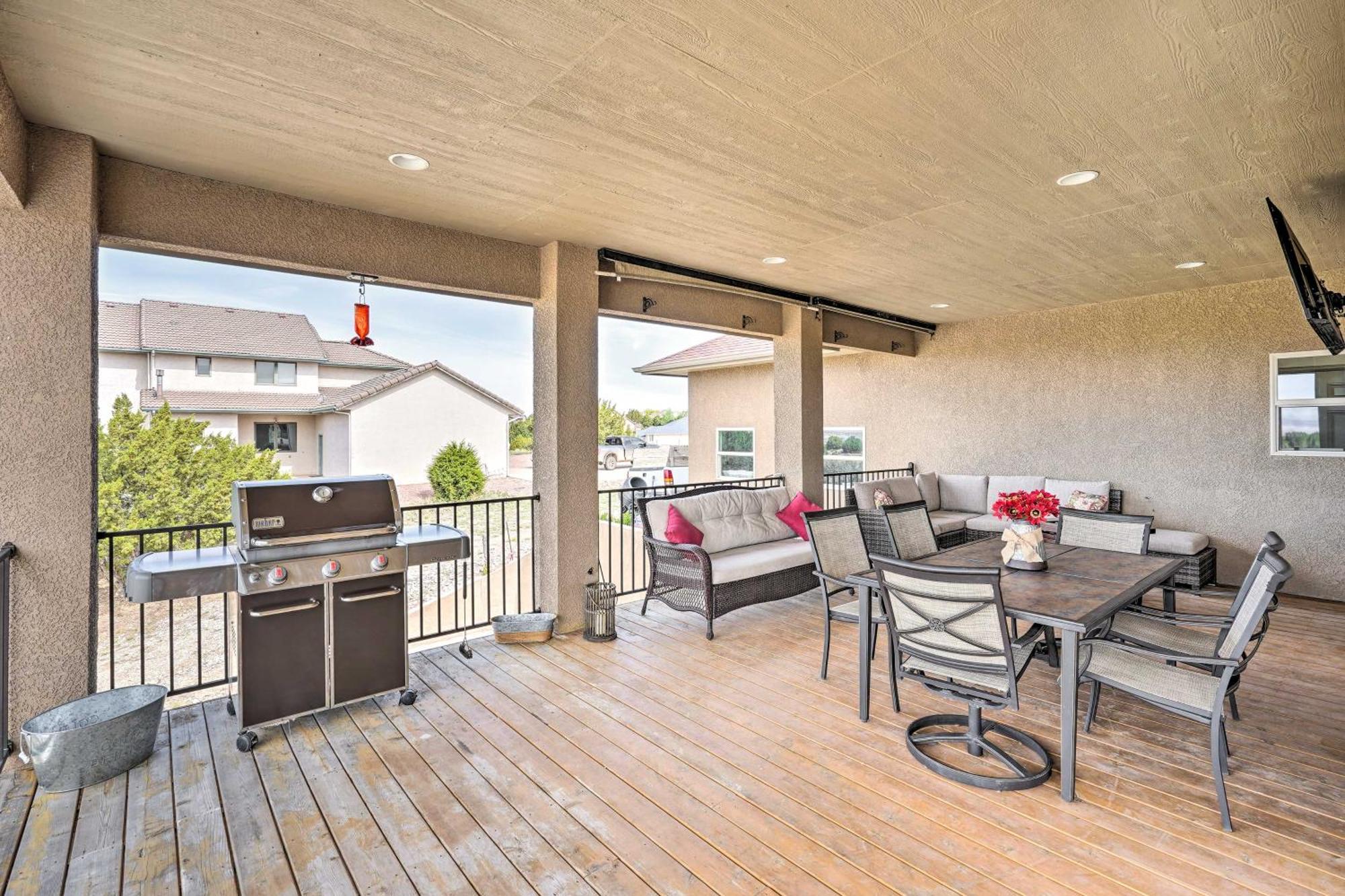 Pueblo West Home - Full Deck And Near Reservoir Exteriör bild